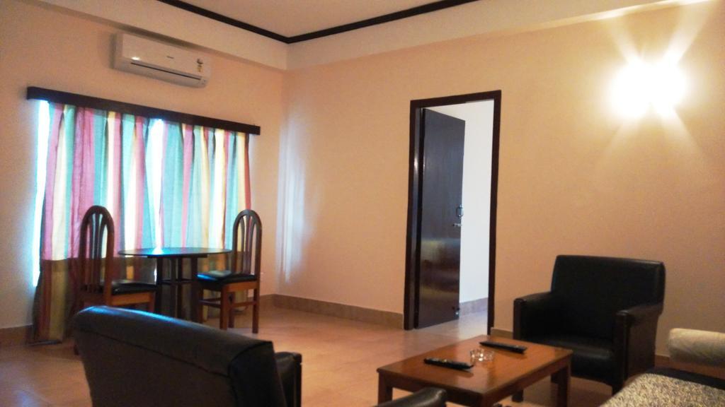 Polo Tura Hotel Chambre photo